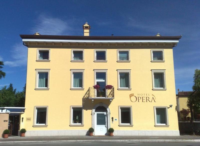 Hotel Opera Dossobuono Dış mekan fotoğraf