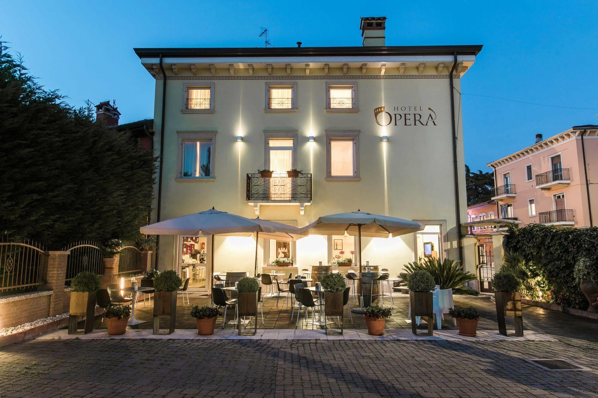 Hotel Opera Dossobuono Dış mekan fotoğraf